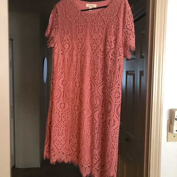 Pink Dress - Picture 1 of 1